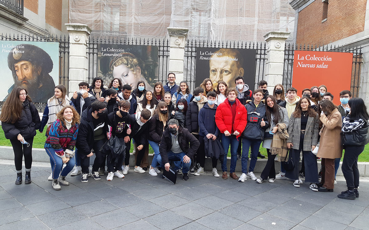 VISITA AL CENTRO DE ARTE REINA SOFÍA Y AL MUSEO DEL PRADO VISITA AL CENTRO DE ARTE REINA SOFÍA Y AL MUSEO DEL PRADO
