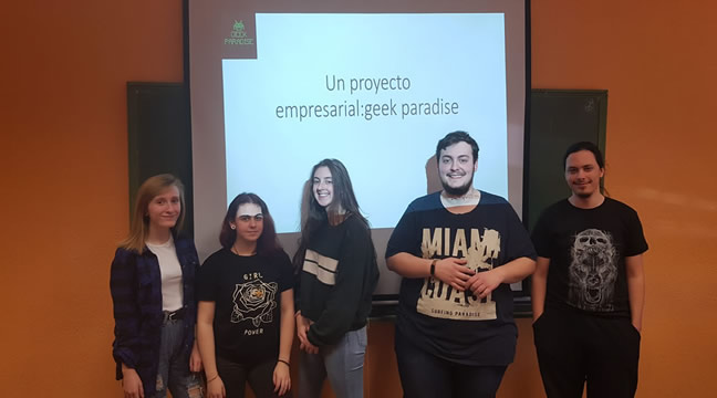 Iniciativa empresarial "GEEK PARADISE " geek paradise
