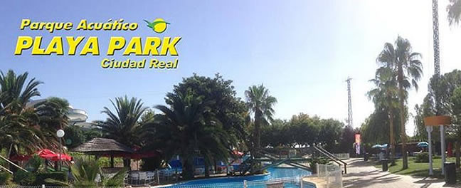 Alumnos en el parque acuático Playa Park img playa park