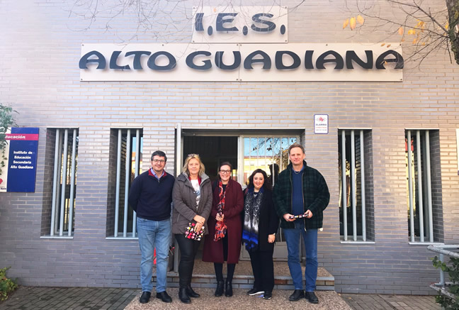 visita de tres profesores de Suecia al IES Alto Guadiana