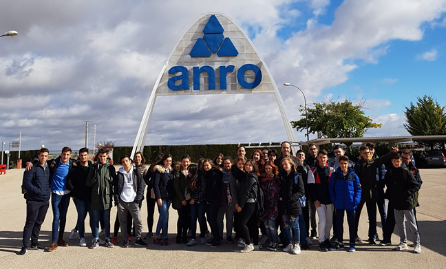 VISITA A ANRO DE ALUMNOS DEL IES ALTO GUADIANA img visita anro2018